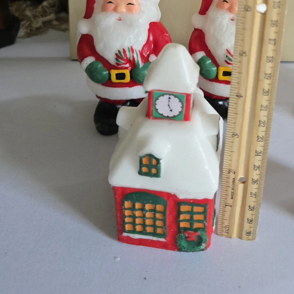 Vintage LOT XMAS Candles 1 Christmasville Schoolhouse,  3 Santas, 1 Avon Kitty